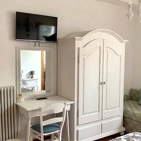 فندق مبيت وإفطار Pietrachiara باري